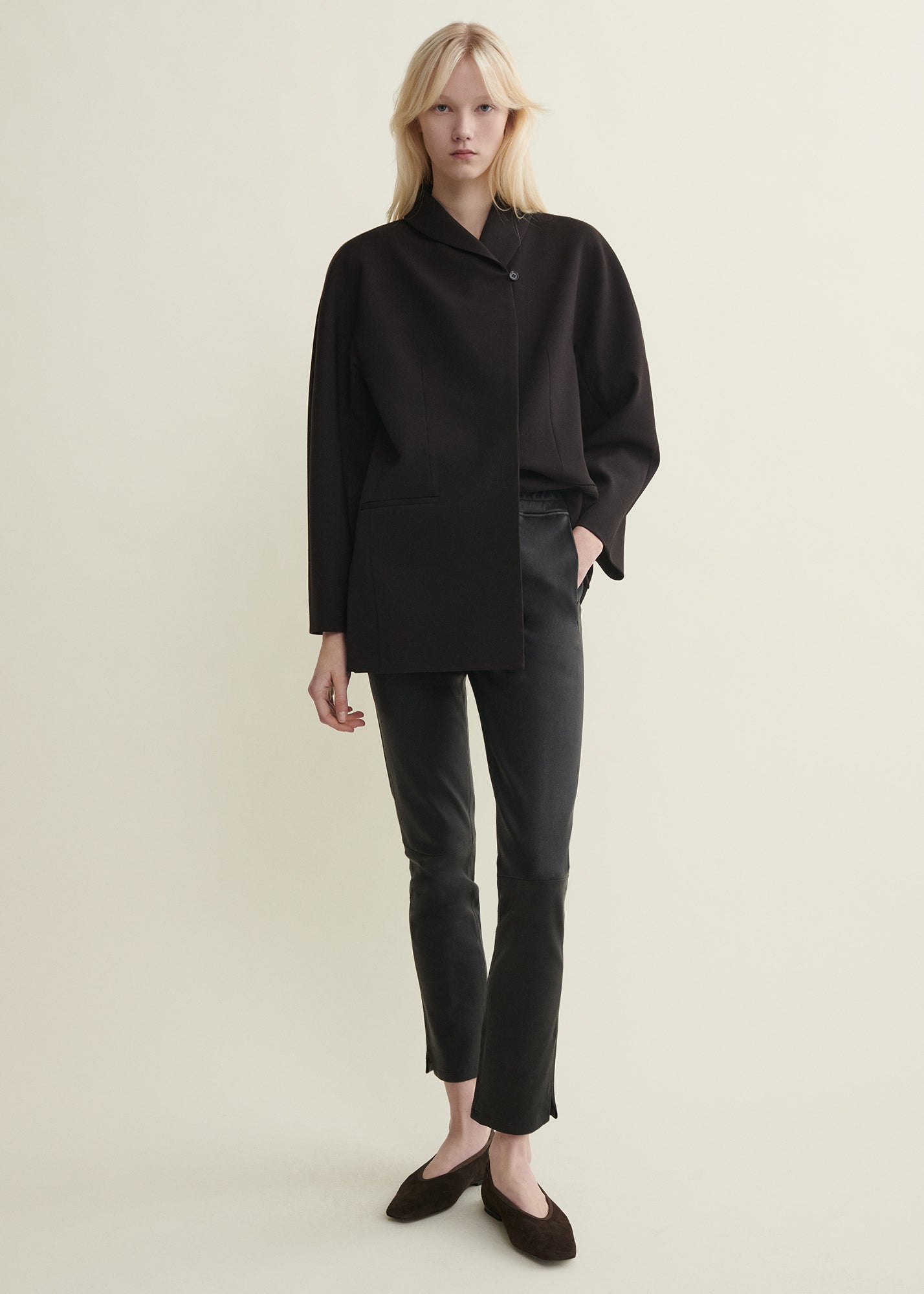 KAMILLA | Lederhose | Black
