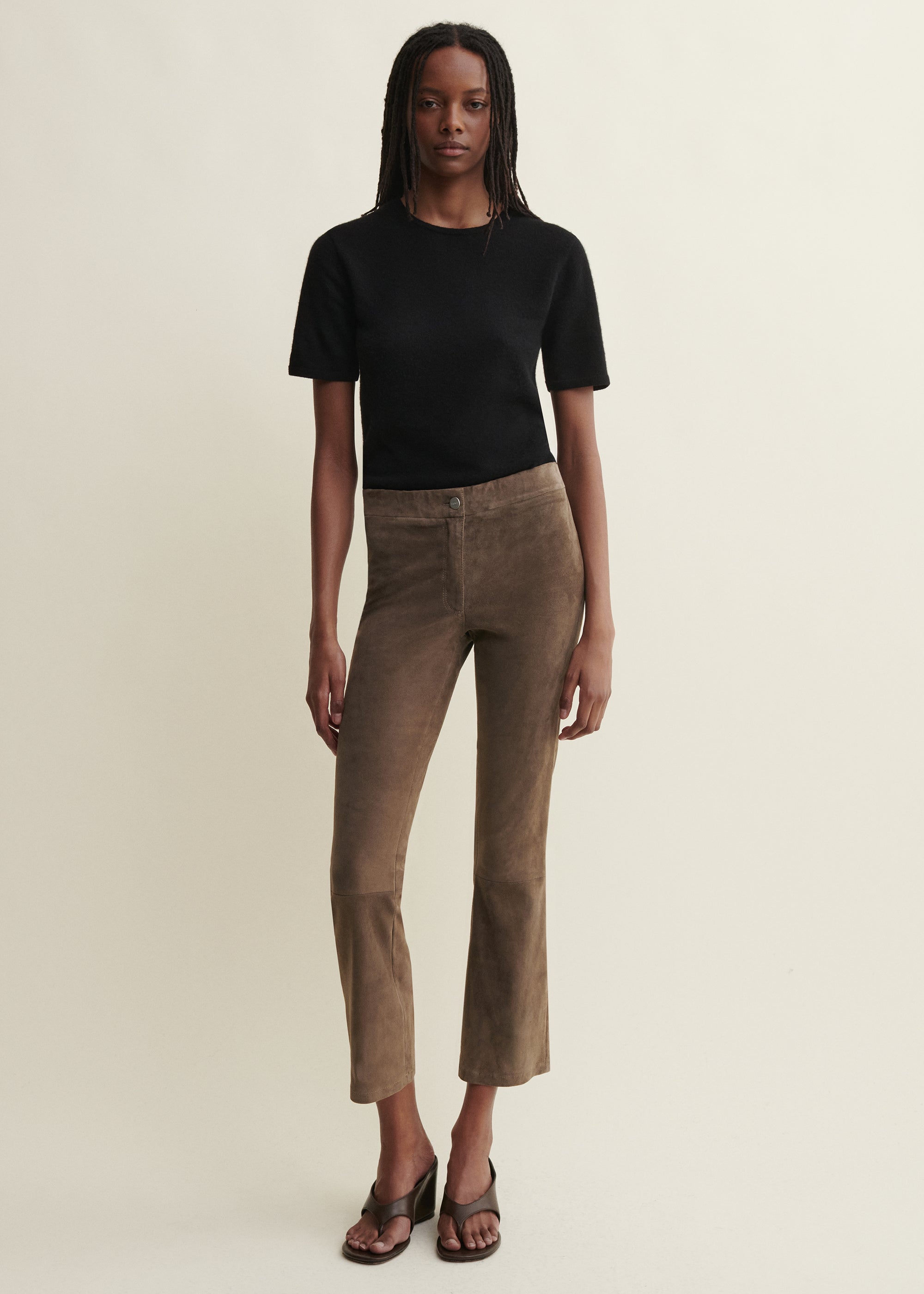 LIVELY | Wildleder Kick-Flare Leggings | Soil