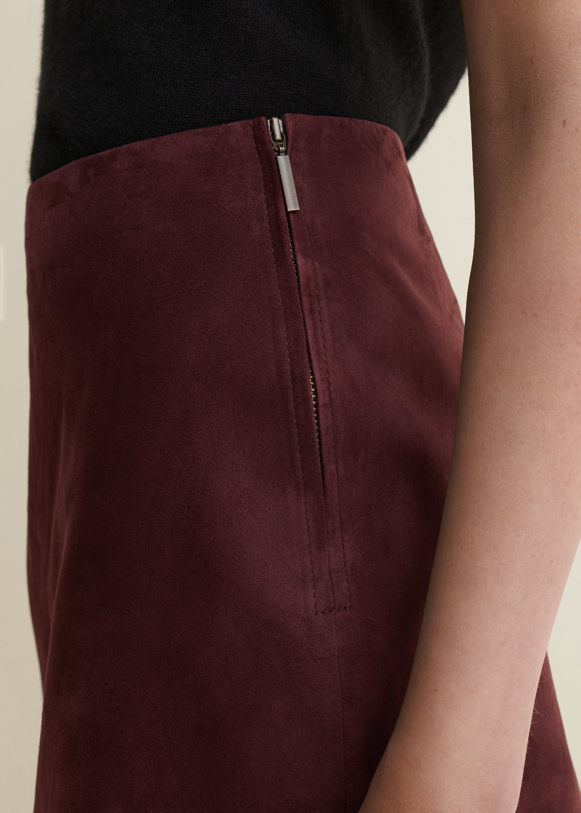 MELODY | Suede Mini Skirt | MAHOGANY
