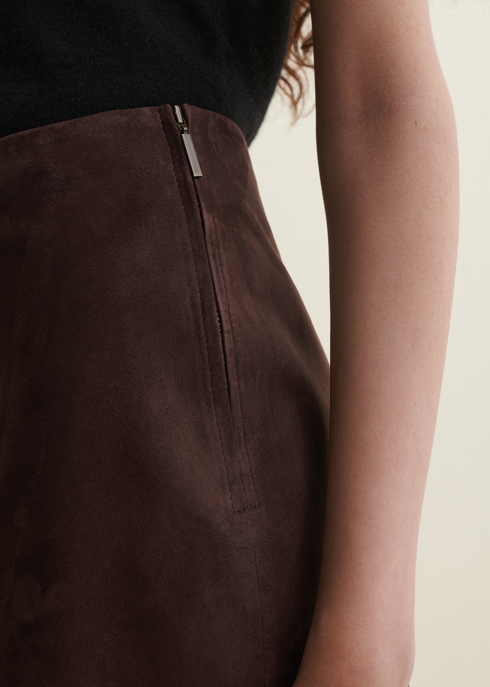 MELODY | Suede Mini Skirt | MUD BROWN