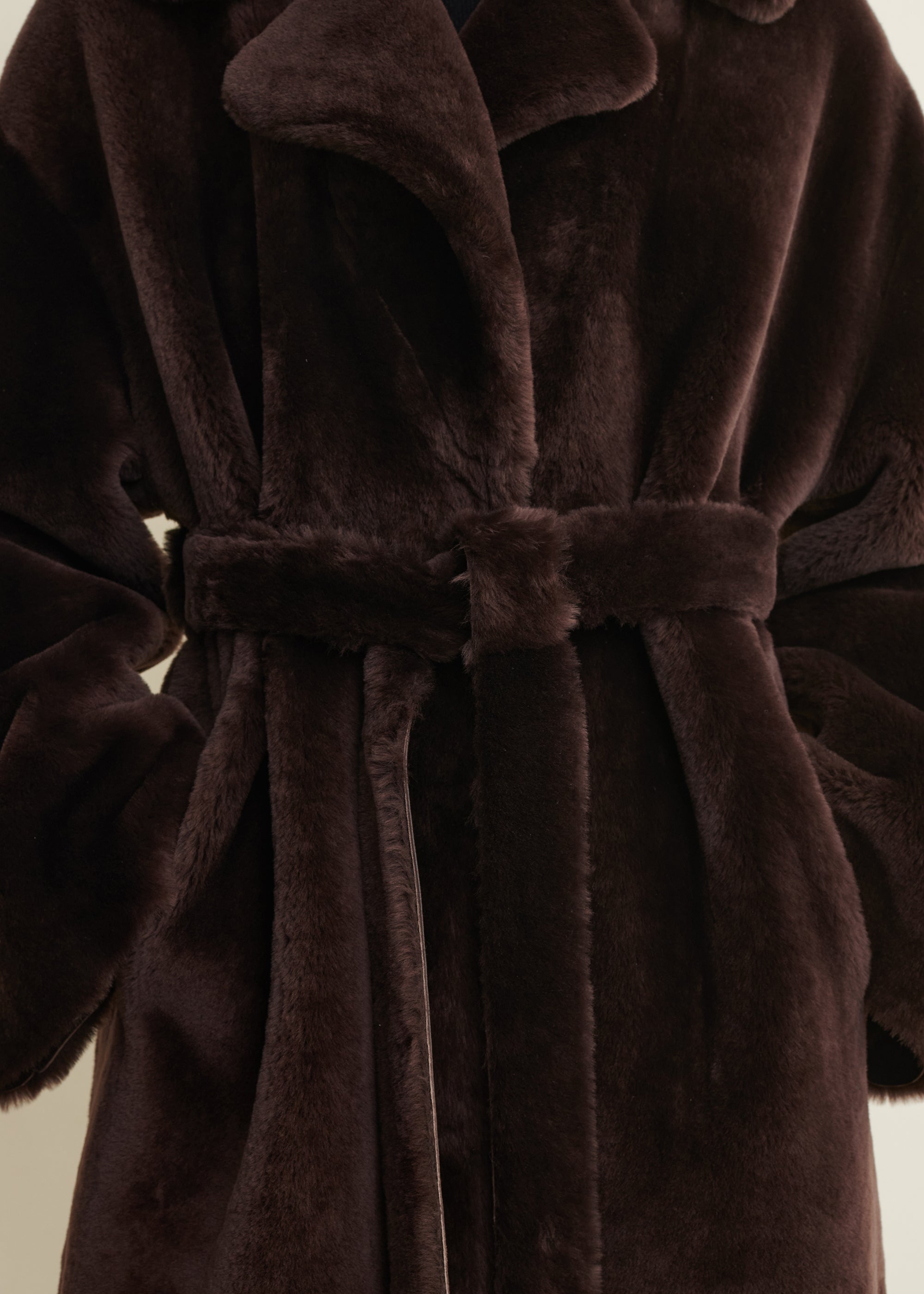 RIEN | Reversible Shearling Coat | Coffee Bean