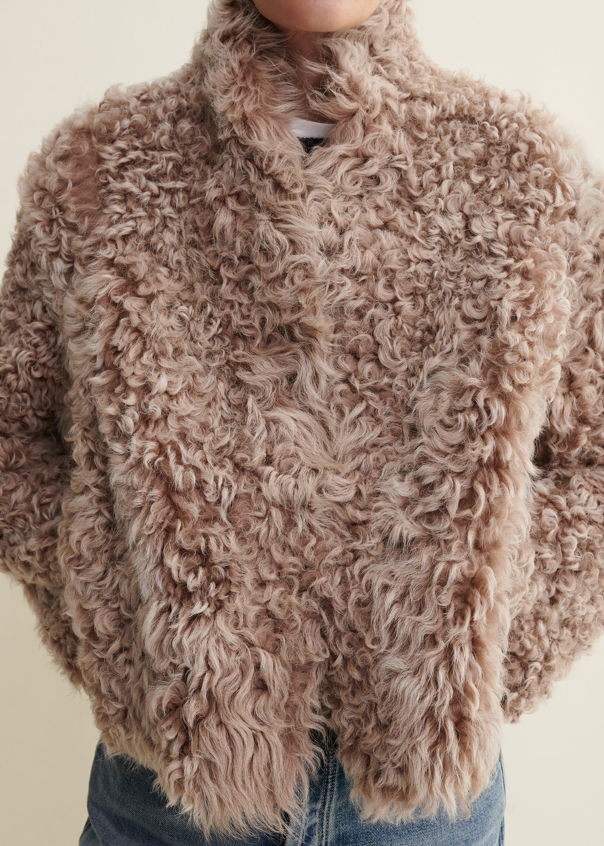MOONEY | Cropped Curly Shearling Jacket | Camel