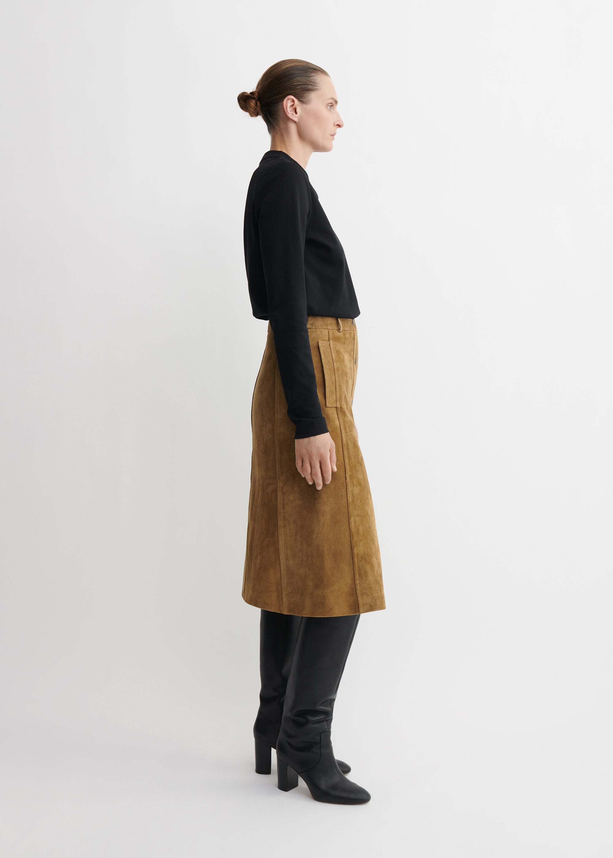 ELEN | Gritty Suede Skirt