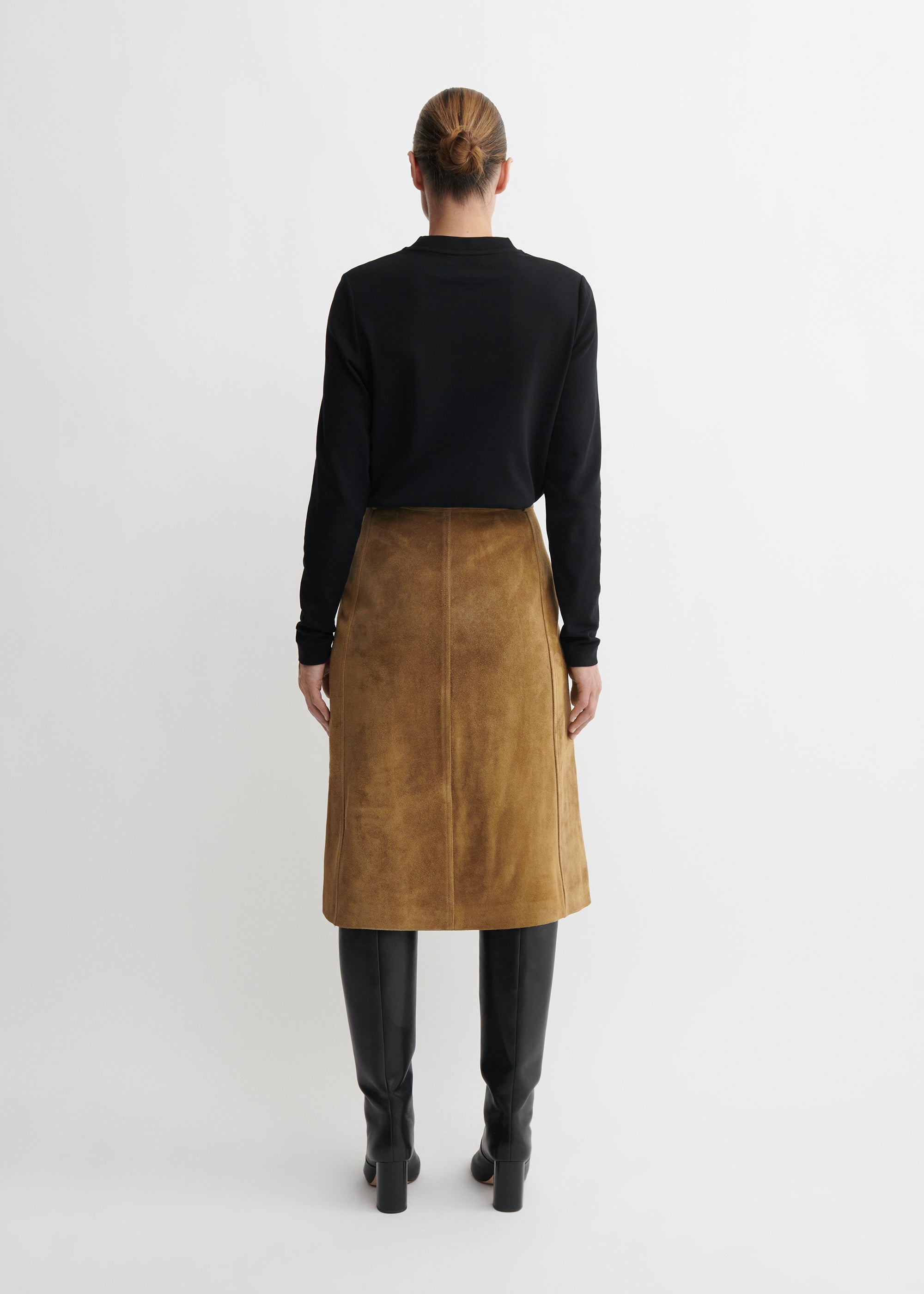 ELEN | Gritty Suede Skirt