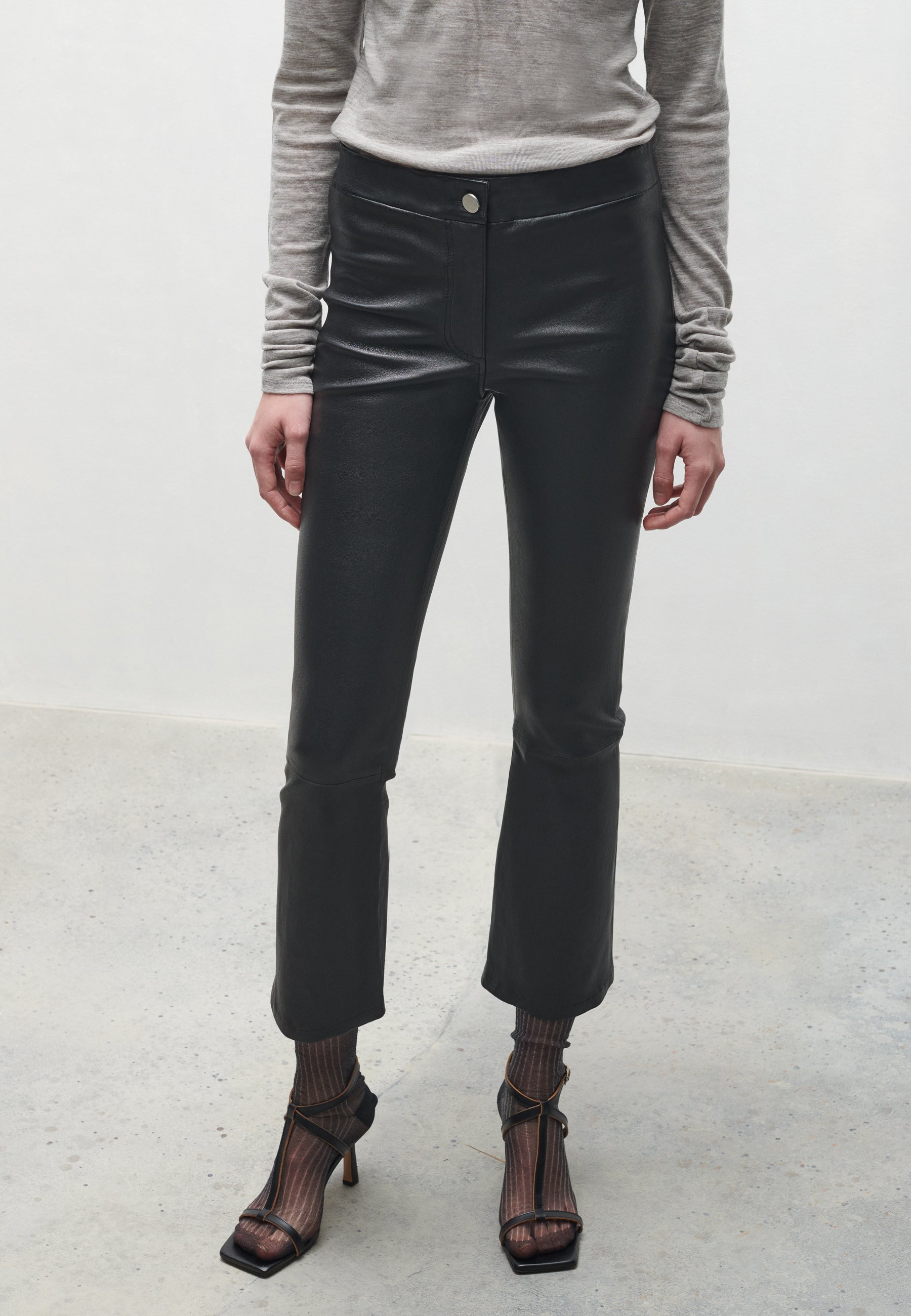 Leather Look Crossover Flared Leggings - Black – KJ Clothier