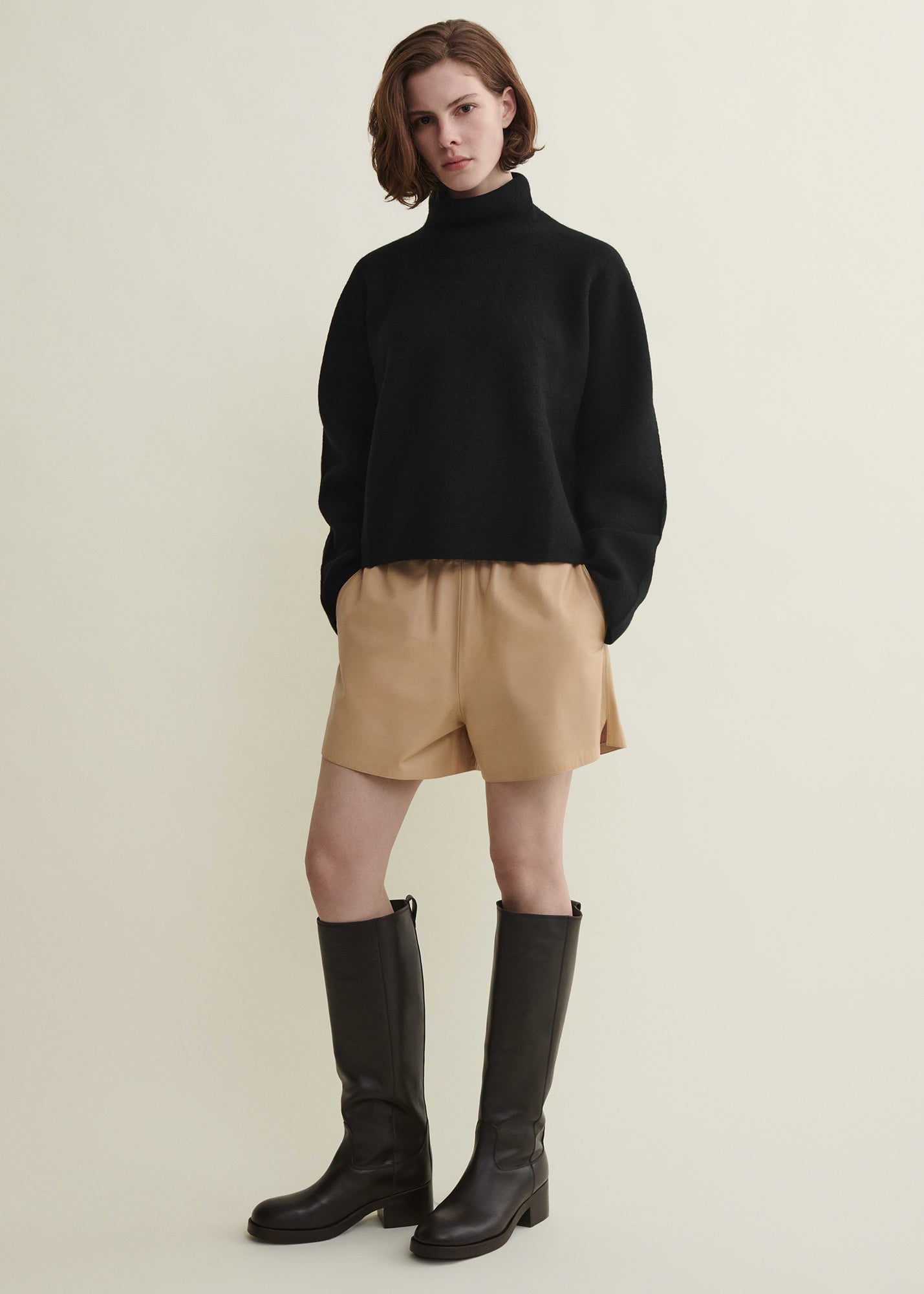 FYONA | Leather Short