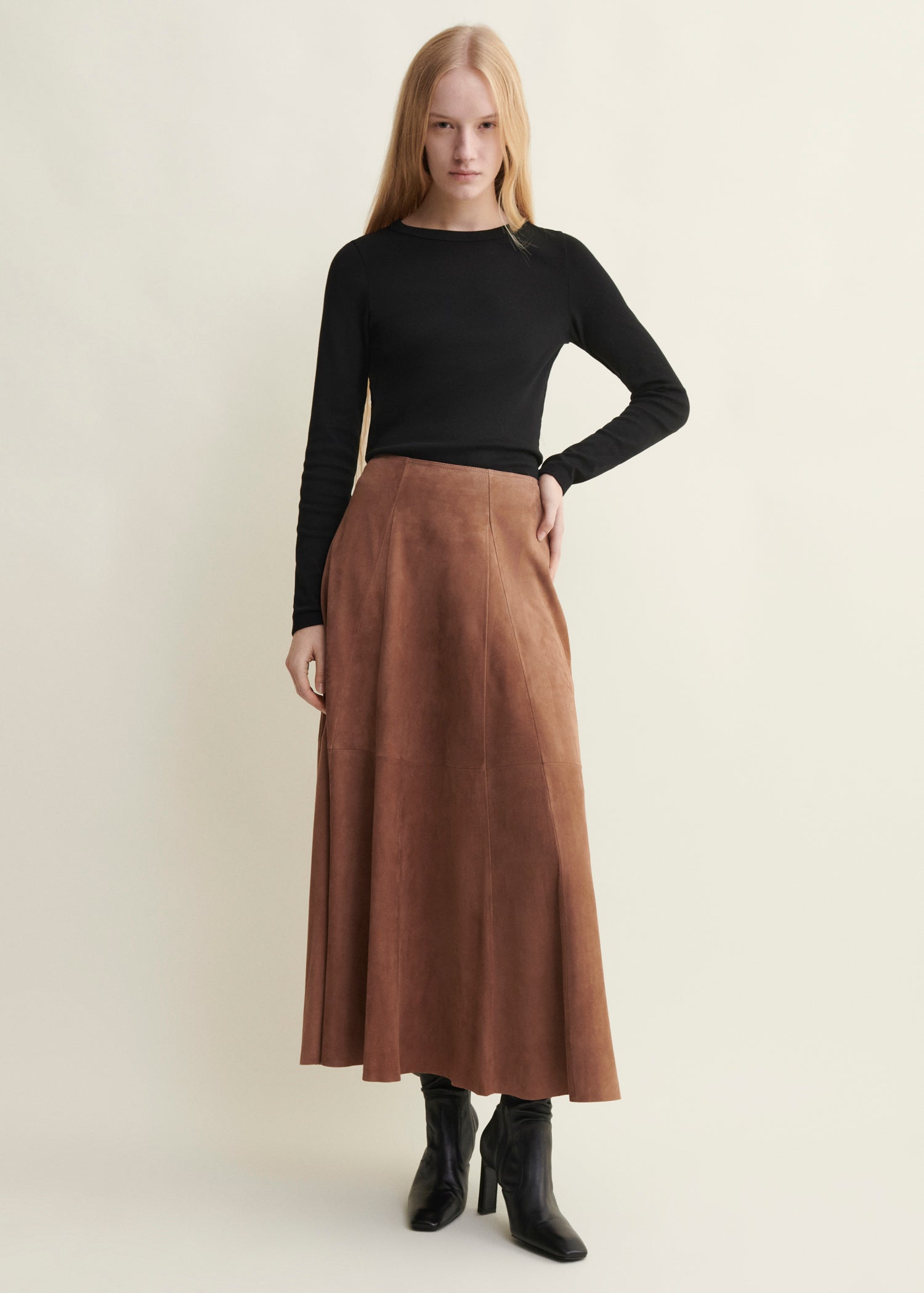 ELENI | Suede Skirt
