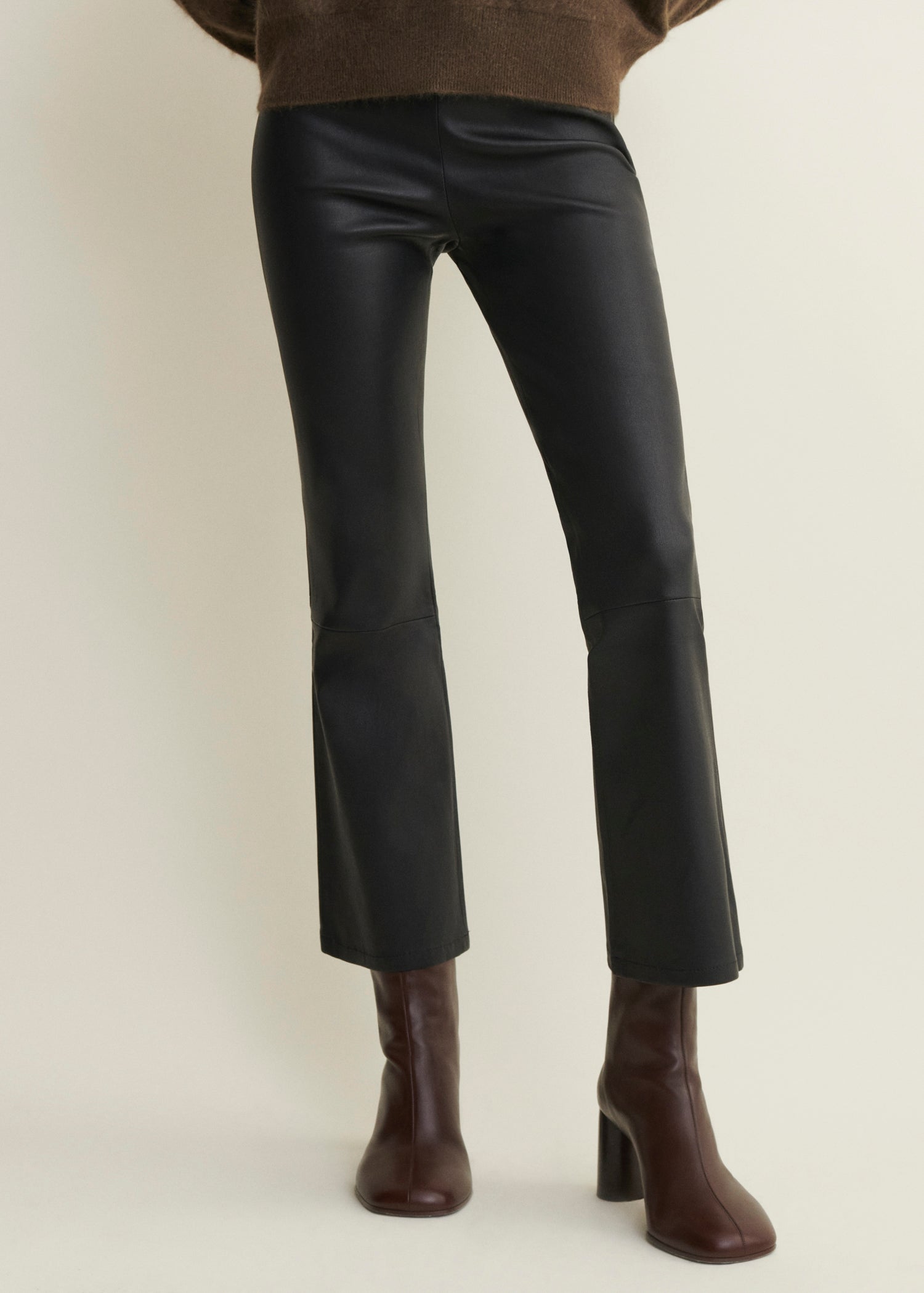 ZARAGOZA | Leather Flared Legging