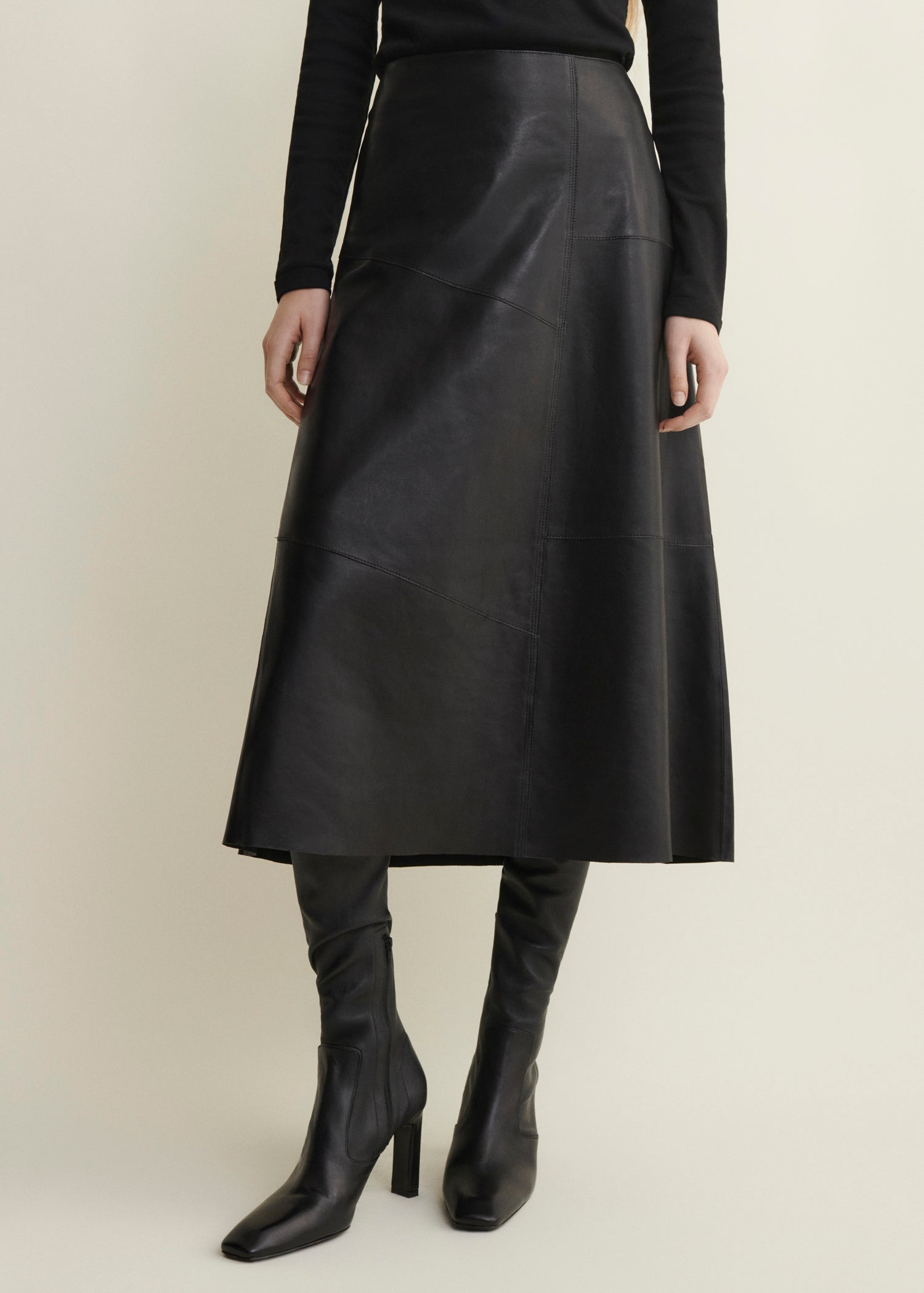 VAYENNE | Leather Skirt