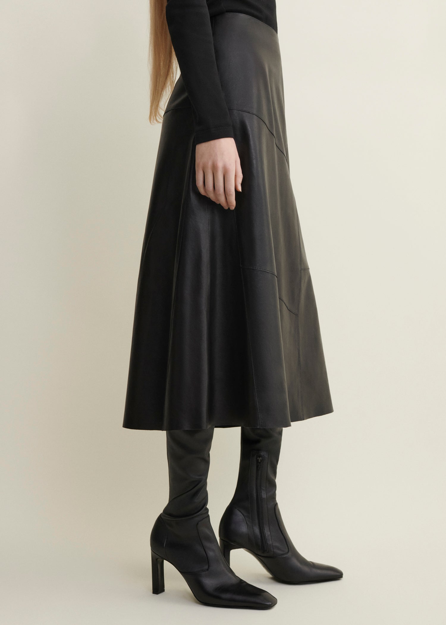 VAYENNE | Leather Skirt