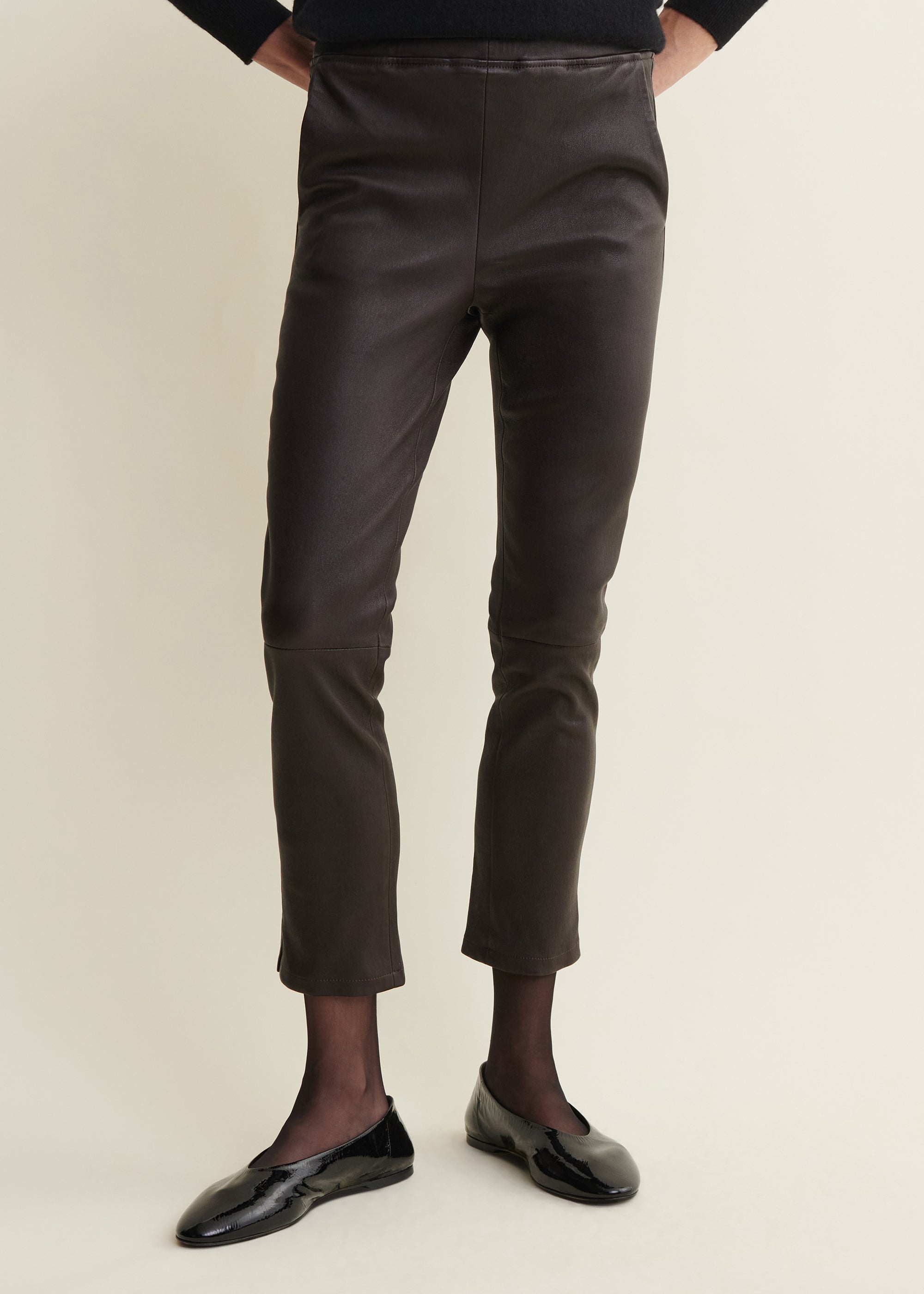 PROVENCE | Leather Cropped Trousers | Coffee Bean