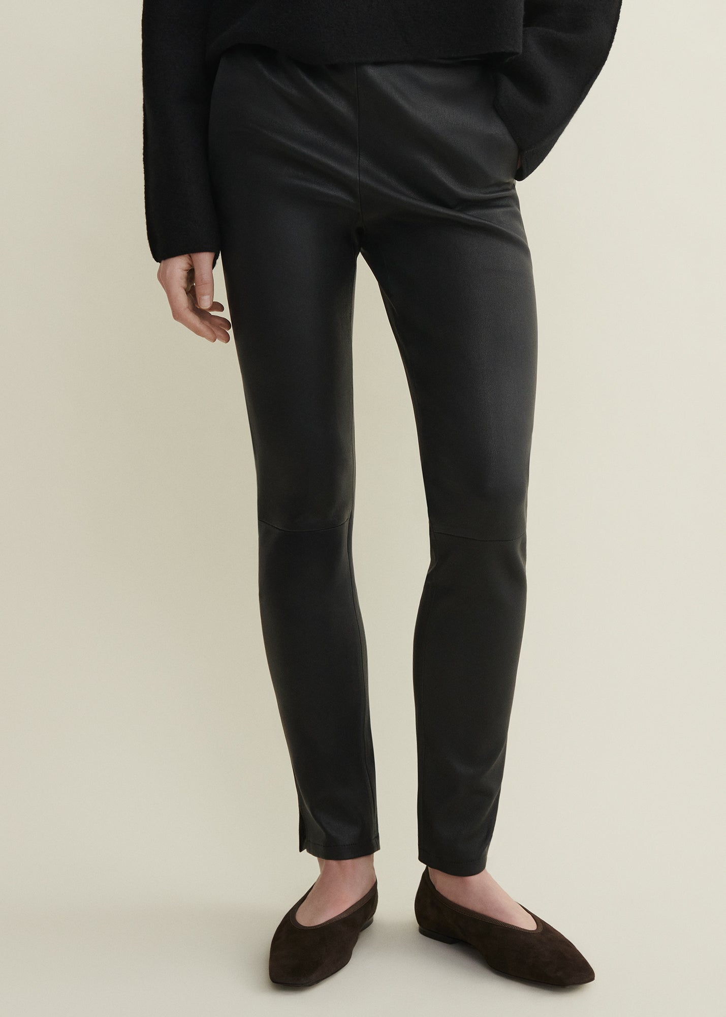 CHATOU | Leather Chino Legging | Black