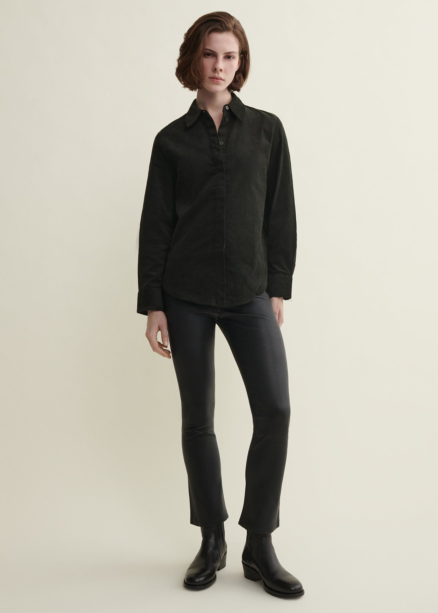 LIVELY | Leder Kick-Flare Leggings | Black