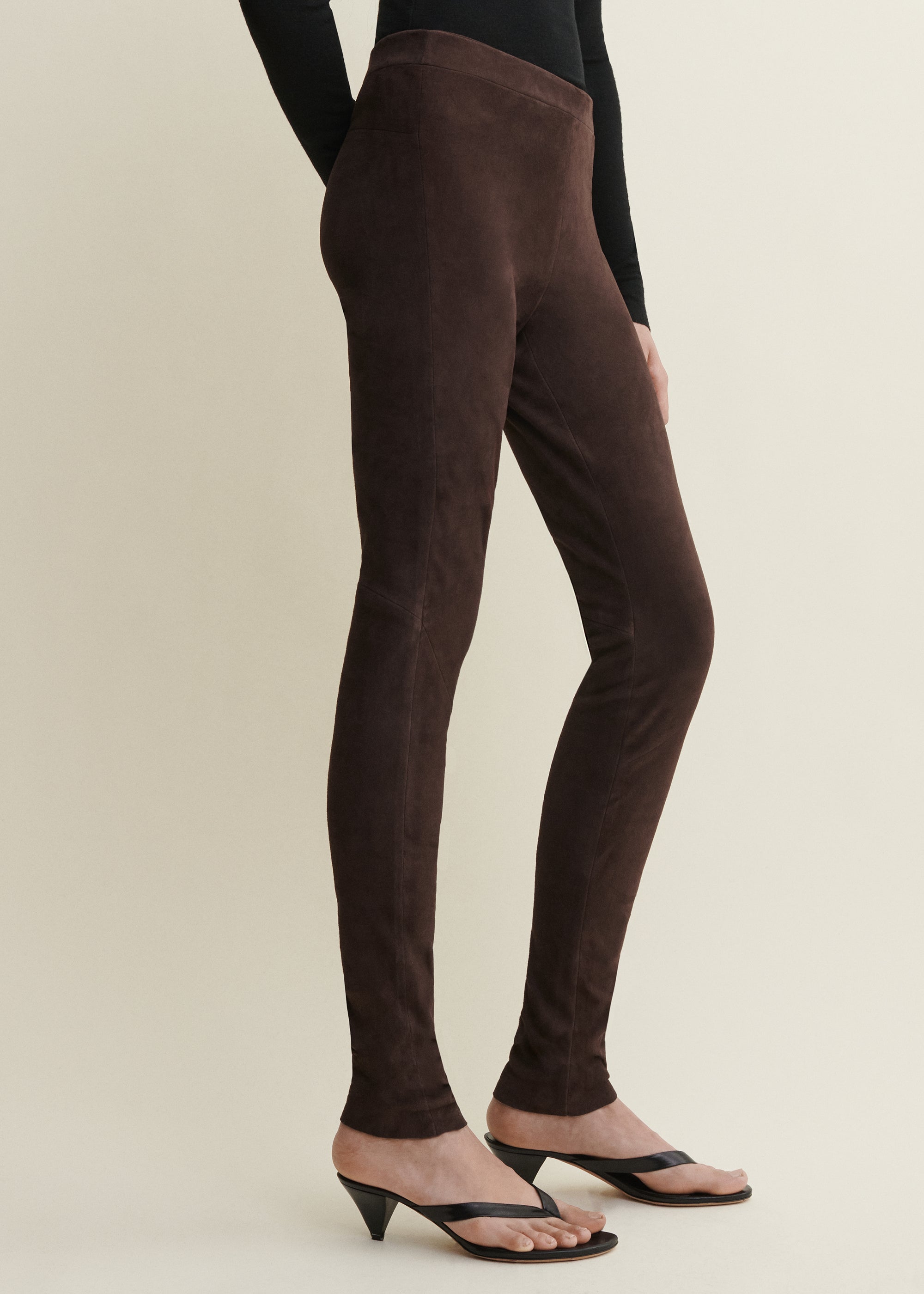 ROCHE | Suede Legging | Mud Brown