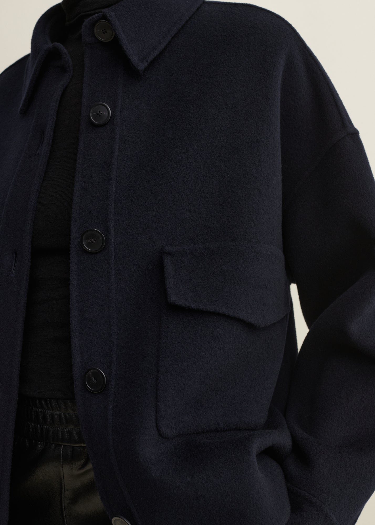 GIA | Wool Coat | Night