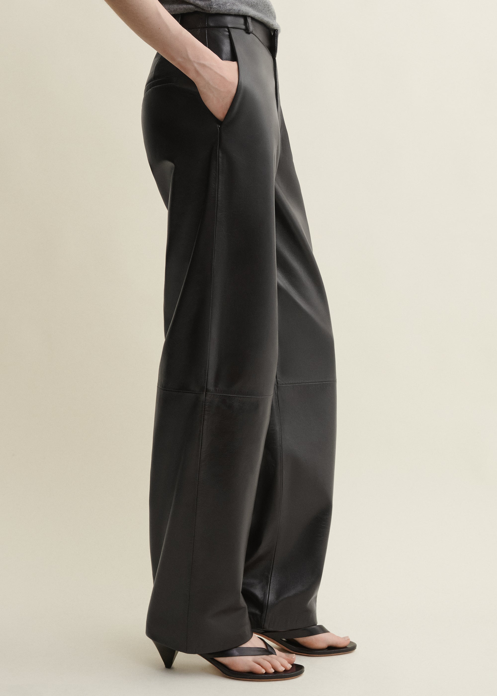 CAMI | Leather Straight Trousers | BLACK