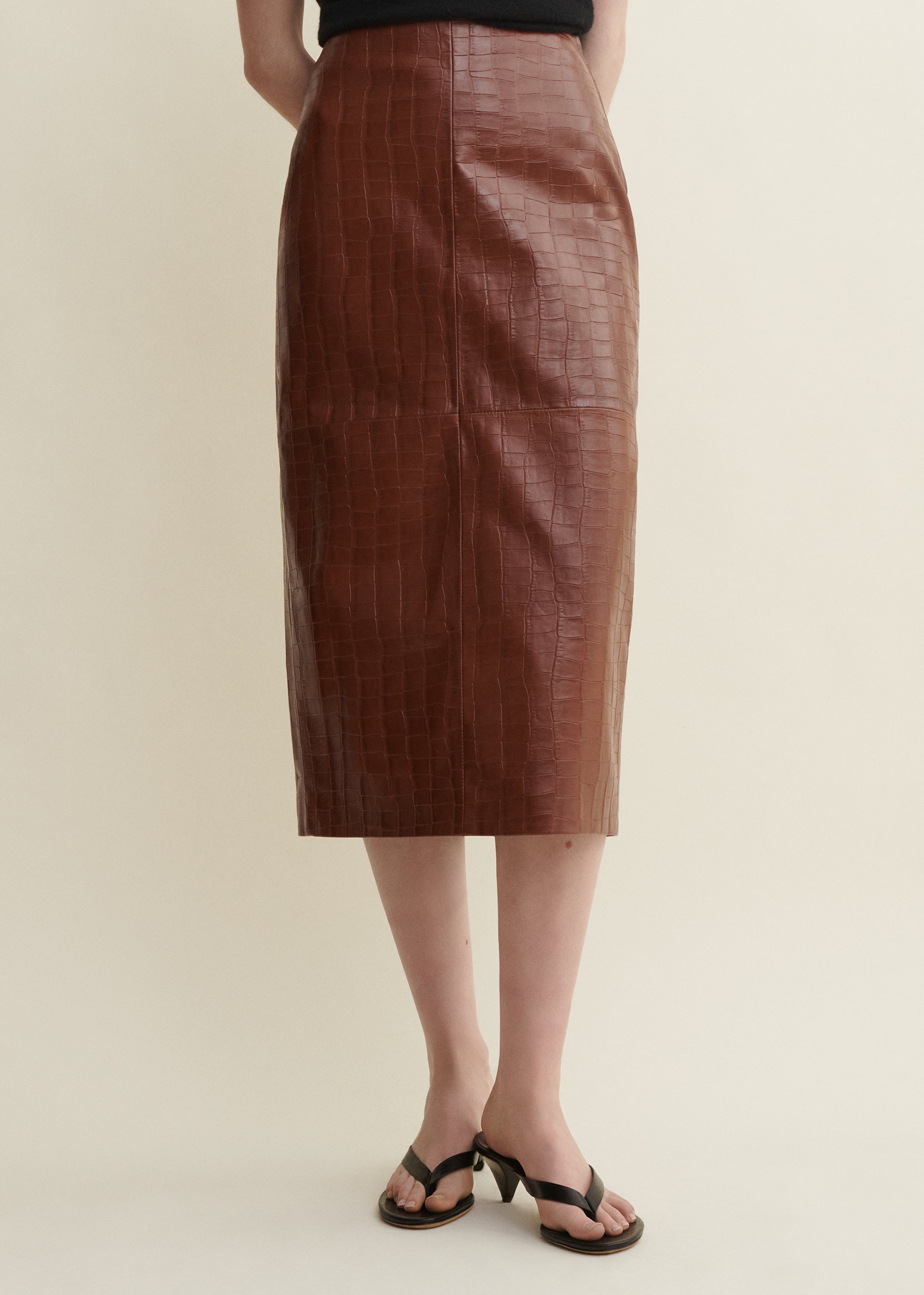 MEEKA | Leather Croco Pecil Skirt | CAMEL