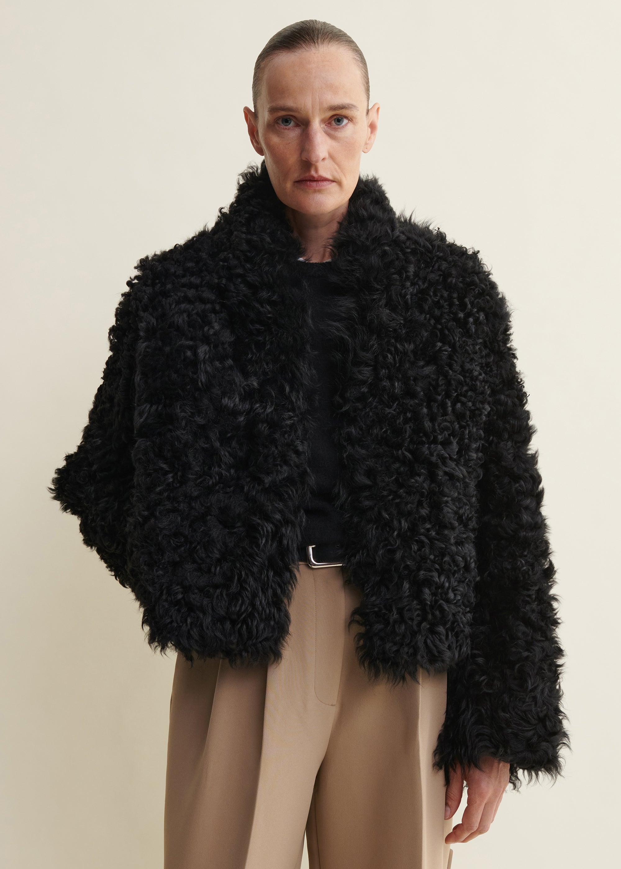 MOONEY | Cropped Curly Shearling Jacket | Black