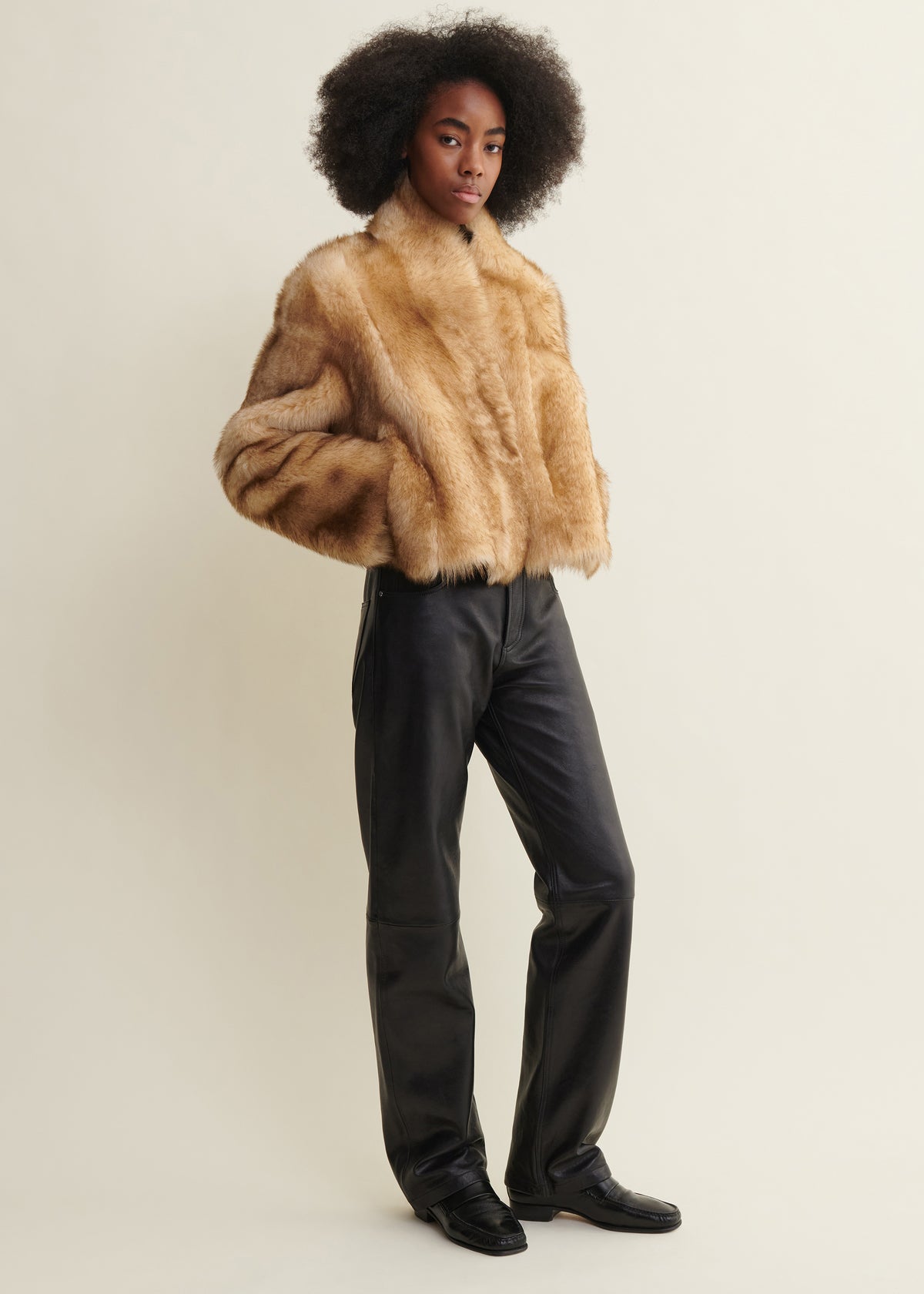 MOONEY | Cropped Shearling Jacket | Dark Beige