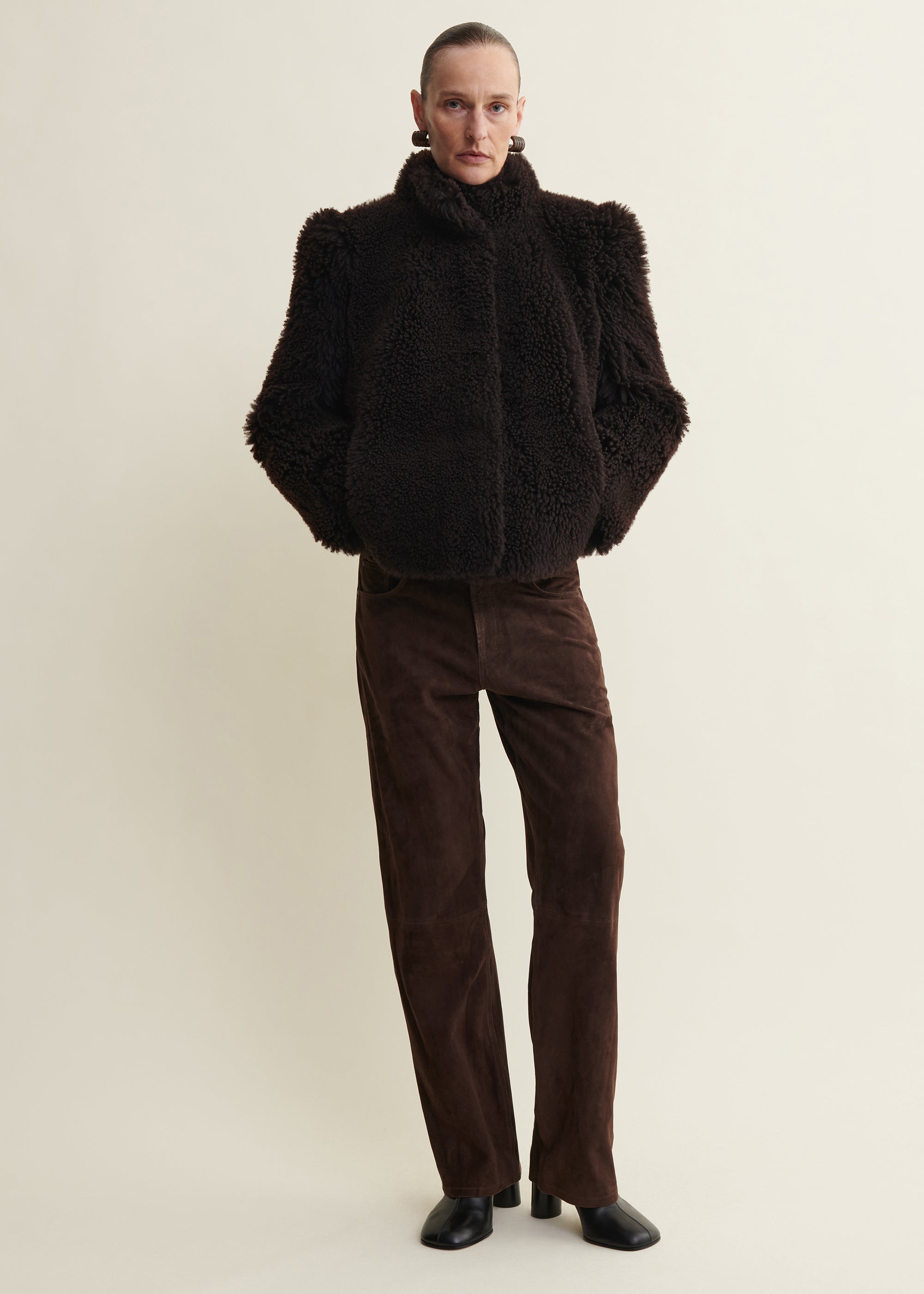 MENO | Cropped Shearling Jacket | Coffee Bean