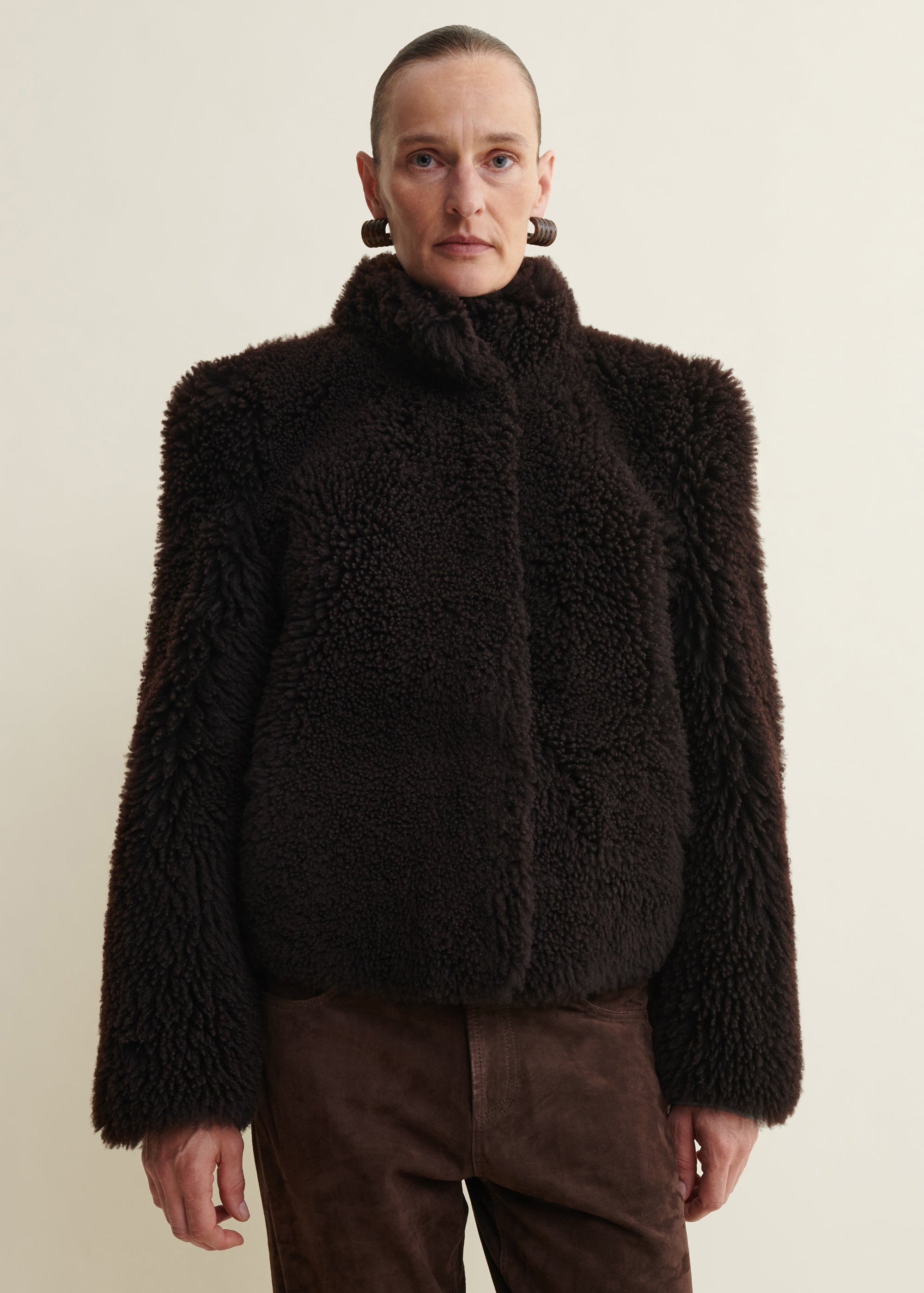 MENO | Cropped Shearling Jacket | Coffee Bean