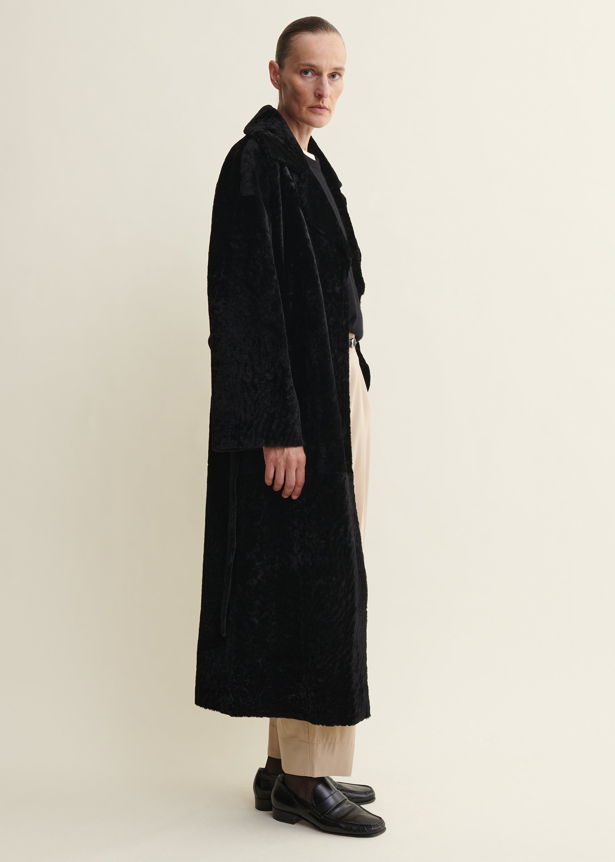RIEN | Velvet Shearling Coat | Black
