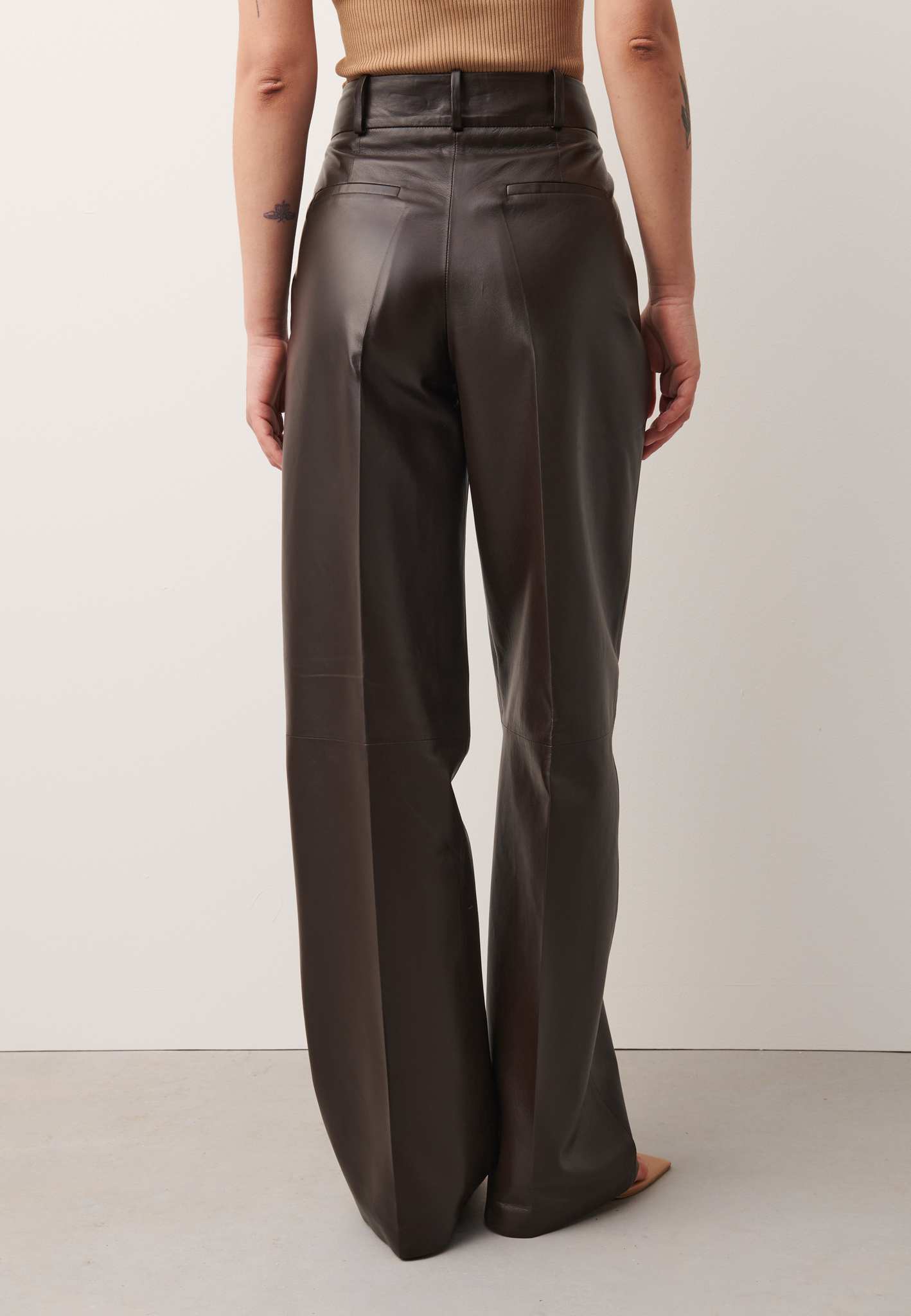 ANTONIA | Leather pleated wide-leg trousers