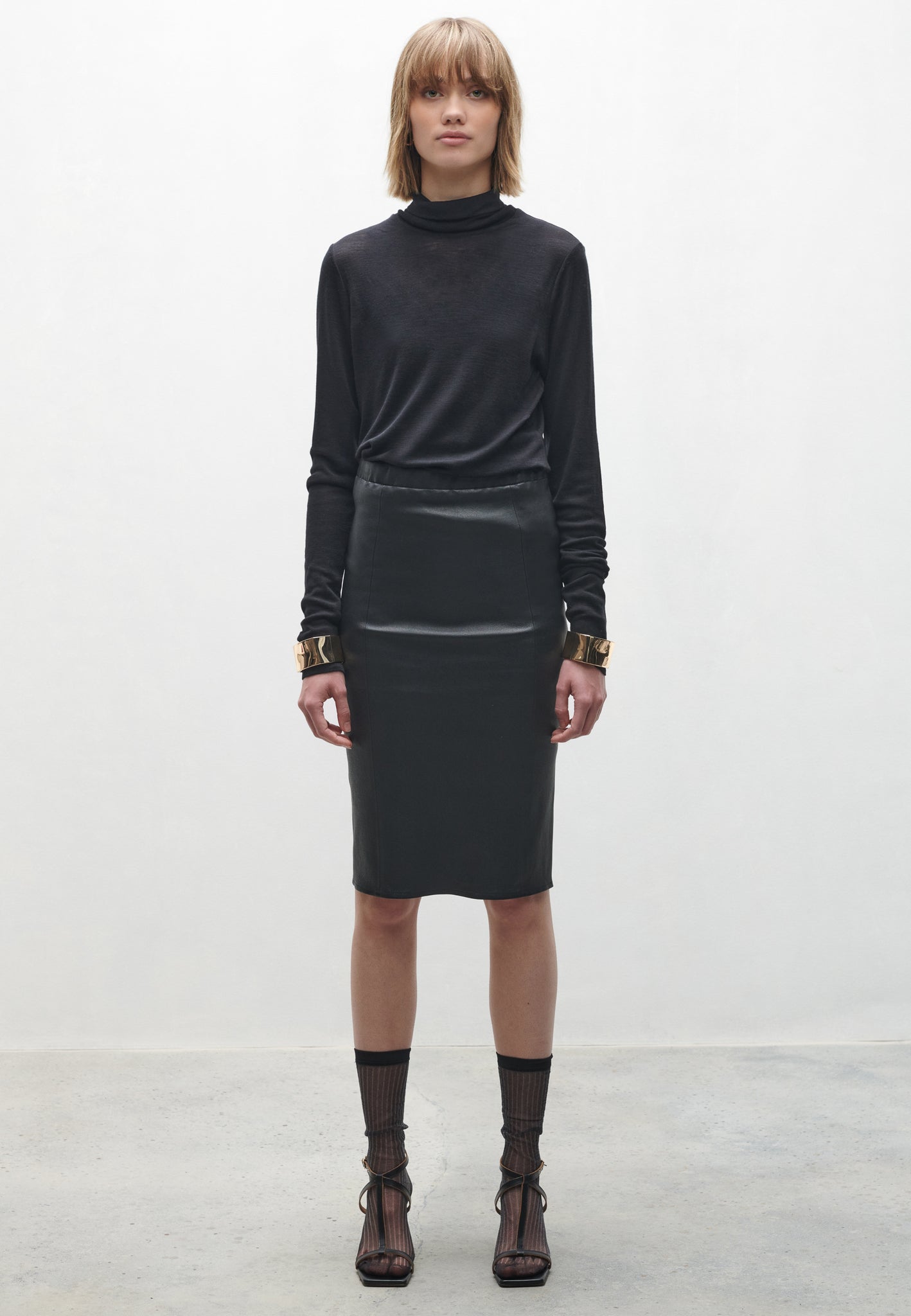 DESIA | Leather stretch skirt