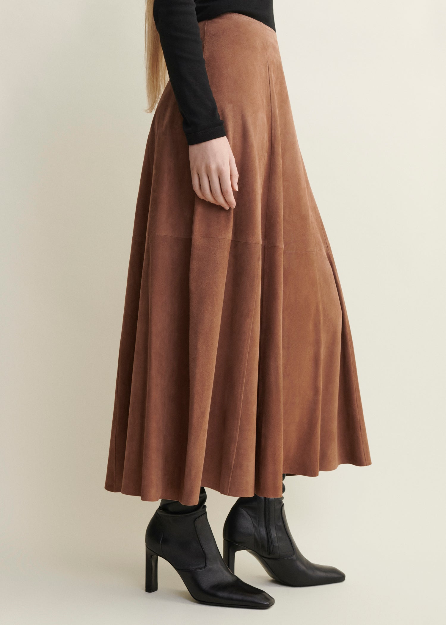 ELENI | Suede Skirt