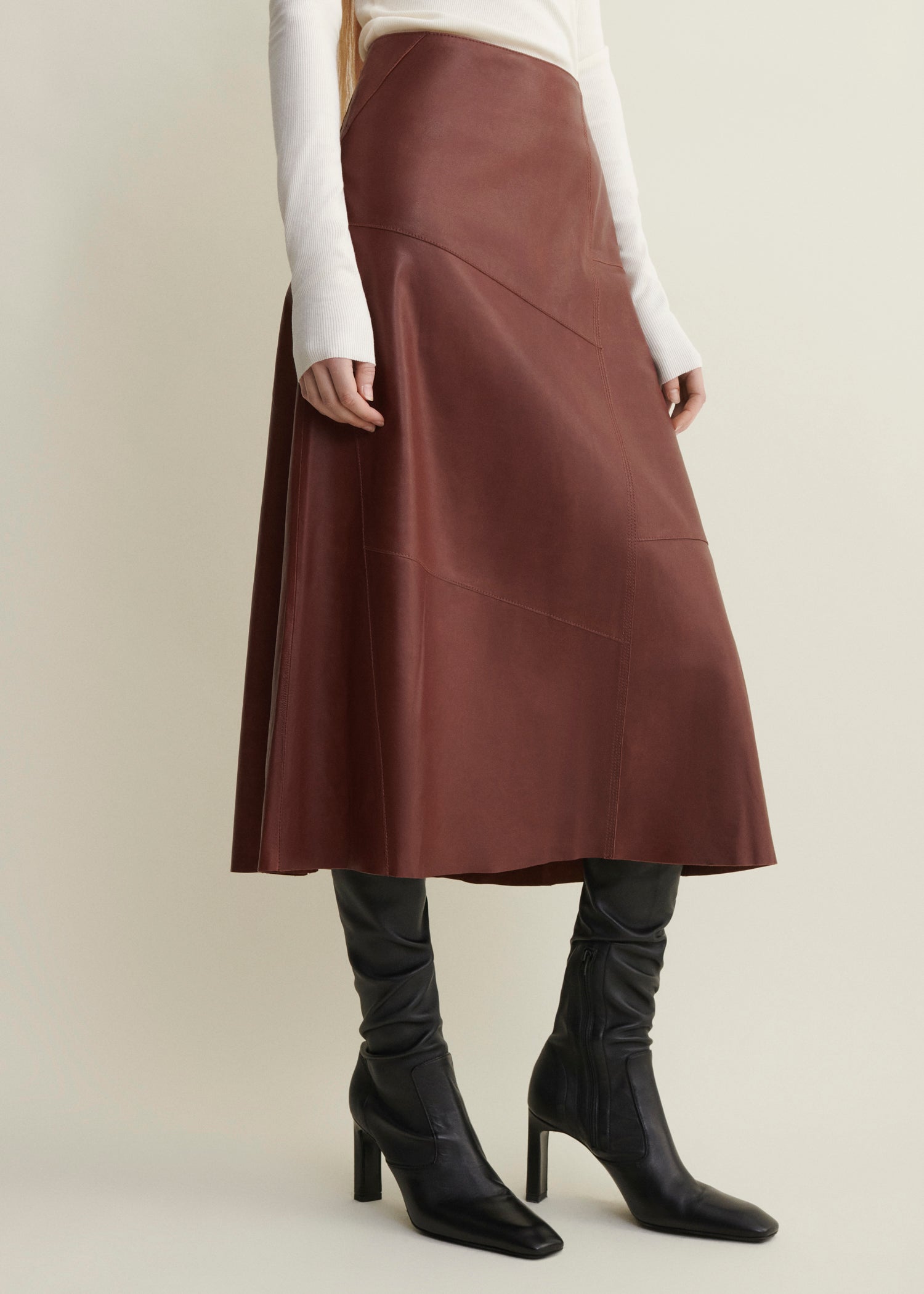 VAYENNE | Leather Skirt