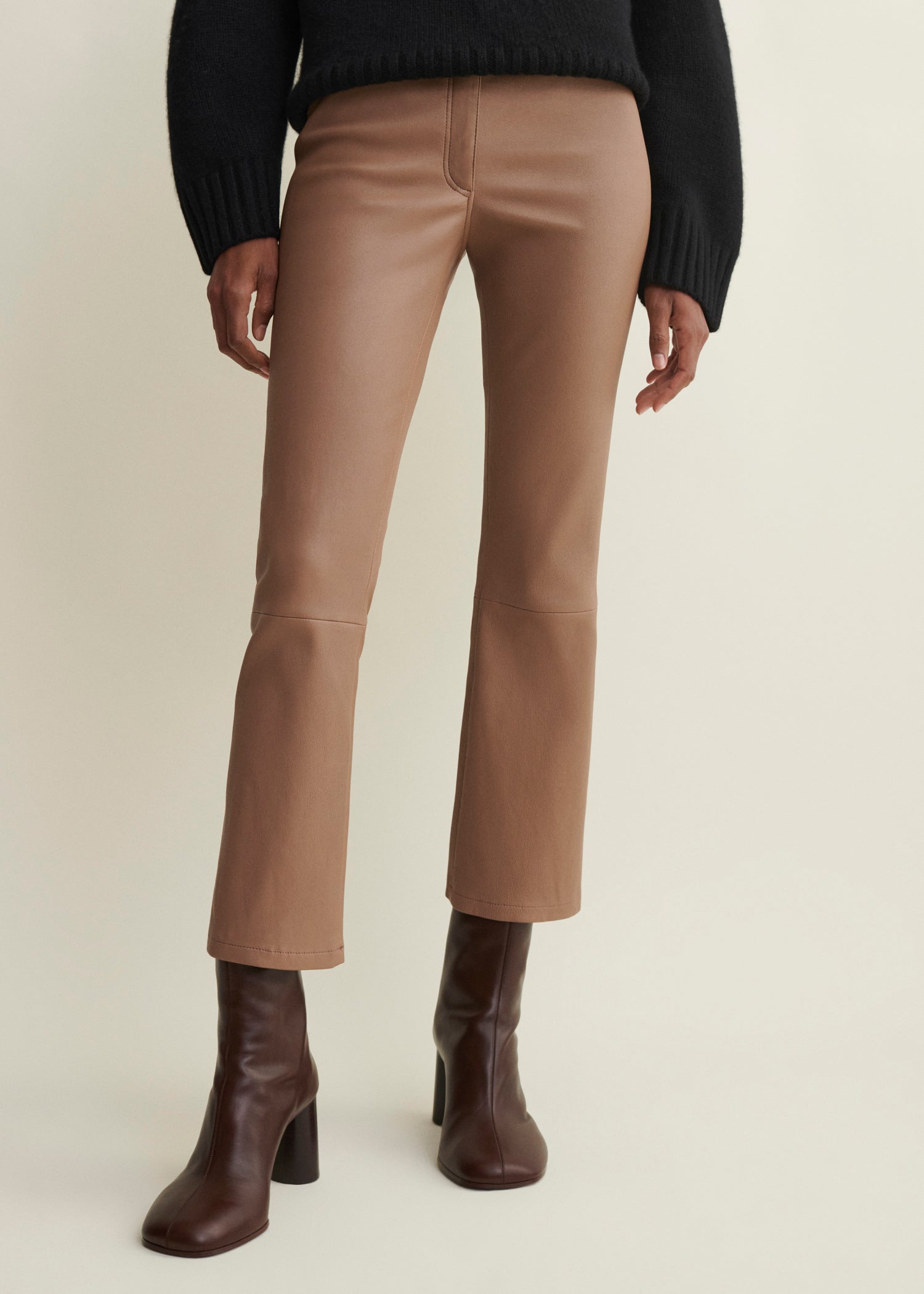 LIVELY | Leather Kick-Flare Legging